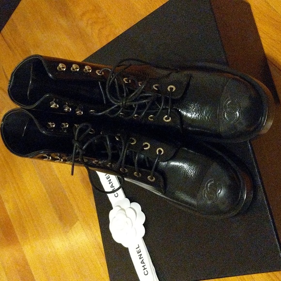Chanel lace ups boot - Picture 14 of 16